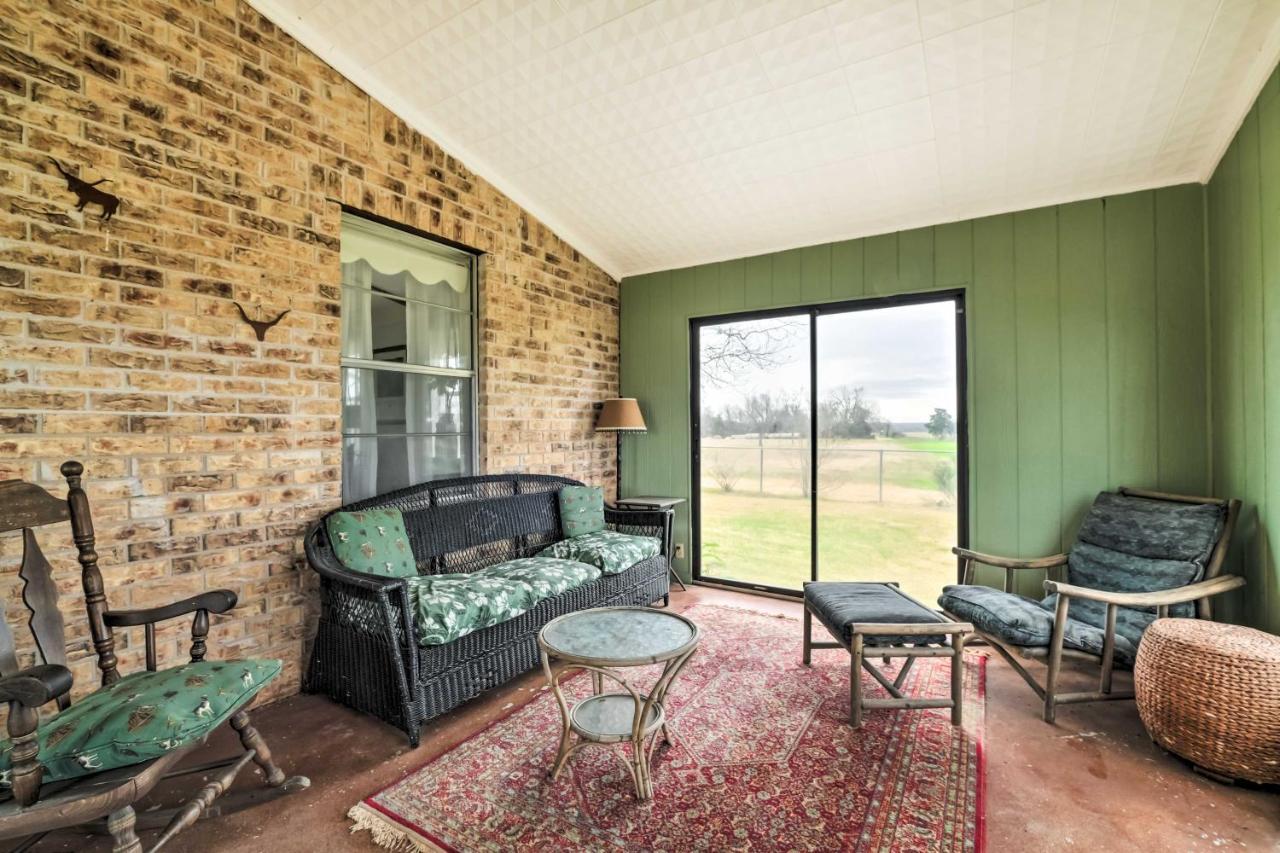 Carmine Cottage With Porch On Beautiful 60-Acre Farm エクステリア 写真